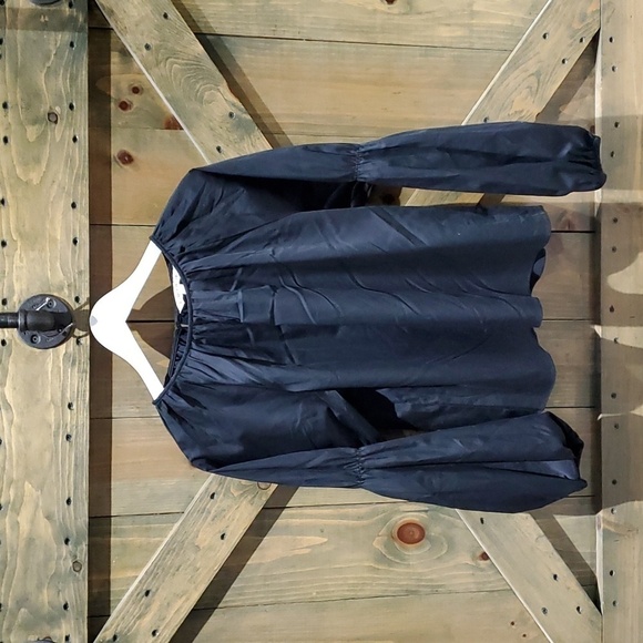 ELIZABETH AND JAMES BLACK TOP ELASTIC HEM SIZE MEDIUM Balloon Sleeves - Picture 1 of 7